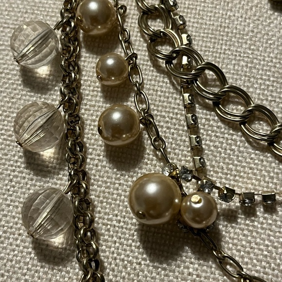 Elegant Gold Multi-Layer Necklace - Picture 2 of 8